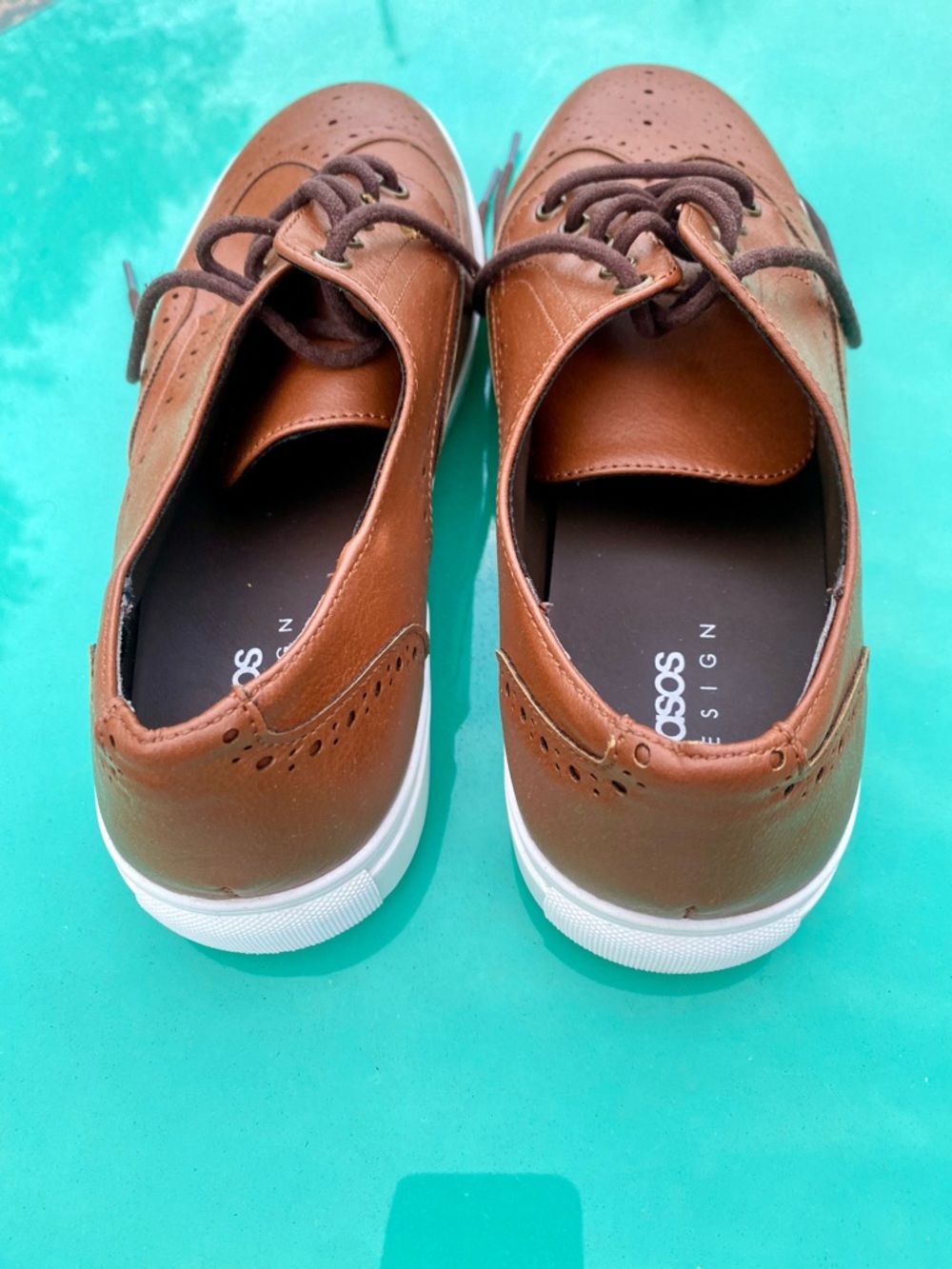 ASOS Tan Leather Wingtip with White Sole - Picture 4 of 4